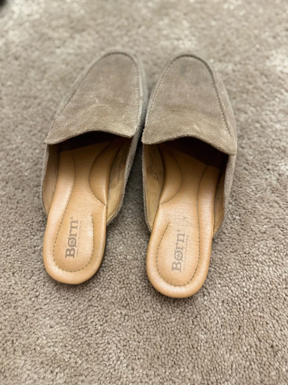 Born Lamara Taupe Suede Mule Loafers Comfort Flats Size 10
